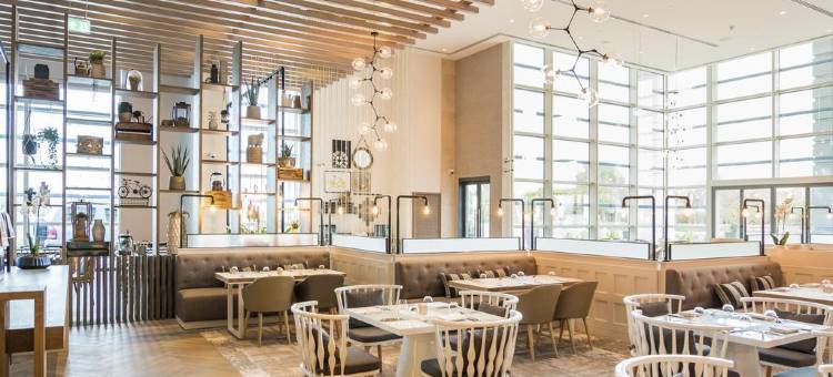 迪拜节日城假日套房酒店(Holiday Inn & Suites Dubai Festival City)图片