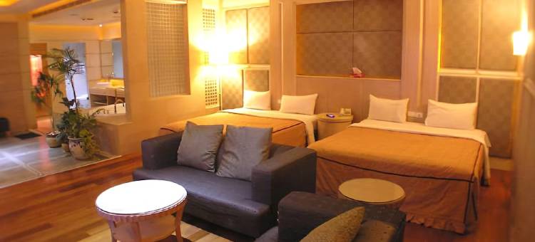 长荣兴商务汽车旅馆(台南馆)图片