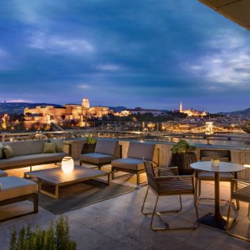 Hotels In District V Belvaros Lipotvaros Budapest Trip Com