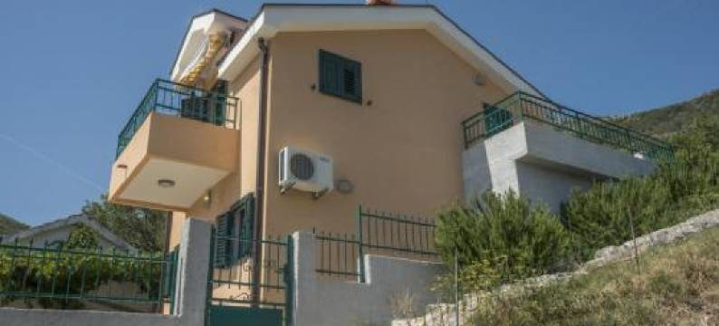 阳光山度假屋(Holiday Home Sunny Hill)图片