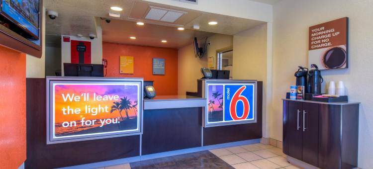 Motel 6 Jurupa Valley, CA - Riverside West图片