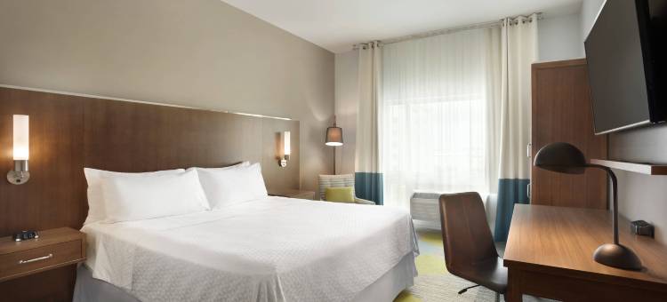 迈阿密机场福朋喜来登酒店(Four Points by Sheraton Miami Airport)图片