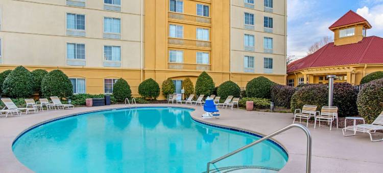 温斯顿塞勒姆拉昆塔温德姆套房酒店(La Quinta Inn & Suites by Wyndham Winston-Salem)图片