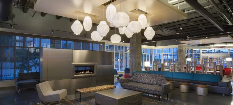 坦帕城中雅乐轩酒店(Aloft Tampa Downtown)图片