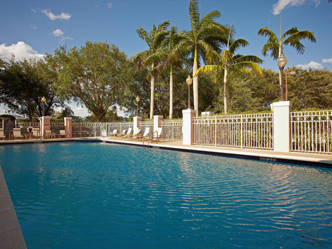 黎明城索格拉斯米尔斯希尔顿逸林酒店