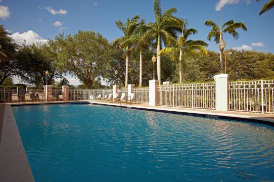 黎明城索格拉斯米尔斯希尔顿逸林酒店(DoubleTree by Hilton Sunrise - Sawgrass Mills)