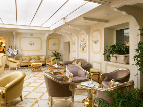 卡尔顿大运河上的酒店