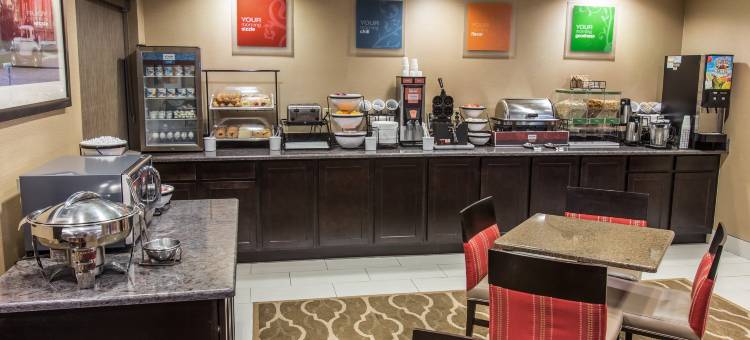 舒适套房酒店(Comfort Inn & Suites Jackson North)图片