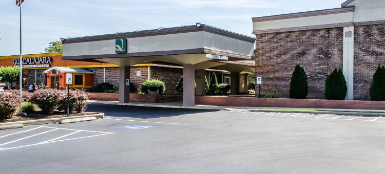 品质套房酒店(Quality Inn & Suites)图片