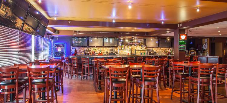 波旁内斯布拉德利凯艺酒店(Quality Inn Bradley- Bourbonnais)图片