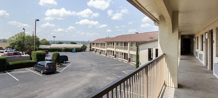 凯艺酒店-近马布尔福尔斯湖(Quality Inn Marble Falls)图片