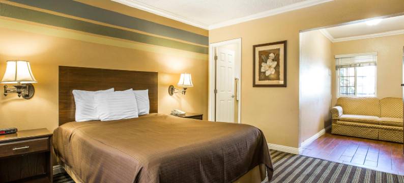 加利福尼亚州罗斯米德帕萨迪纳Studio 6(Studio 6 Rosemead, CA – Pasadena)图片