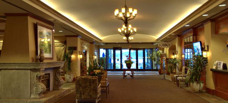潘提顿湖畔度假酒店(Penticton Lakeside Resort)图片