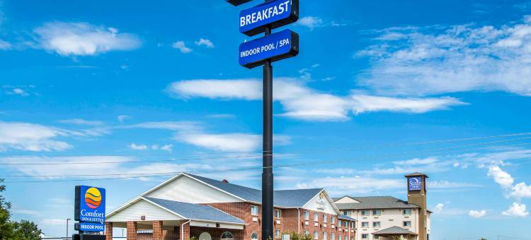 海斯I-70舒适套房酒店(Comfort Inn & Suites Hays I-70)图片