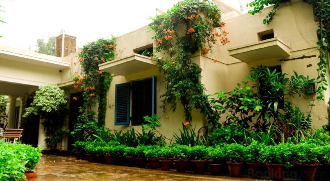 Lutyens Bungalow Hotel Overview