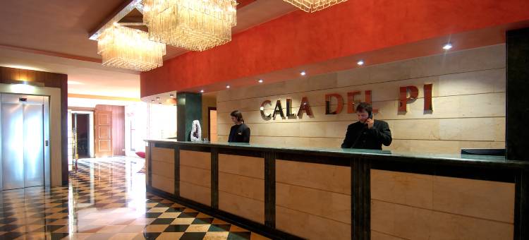 卡拉德尔丕塞勒斯水疗酒店(Hotel Cala del Pi - Adults Only)图片