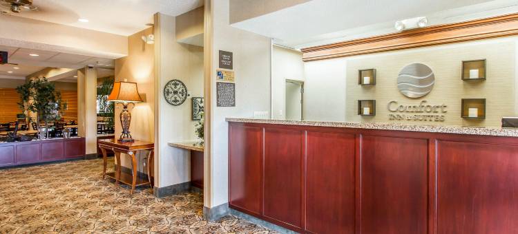 本顿德拉芬维尔凯艺套房酒店(Quality Inn & Suites Benton - Draffenville)图片