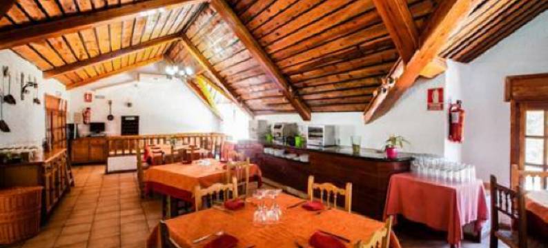 坎普勒约洛斯恩内博罗斯住宿酒店(Complejo Residencial Los Enebros)图片