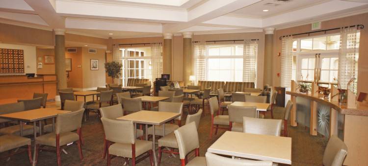 坦帕布兰登摄政公园拉昆塔温德姆套房酒店(La Quinta Inn & Suites by Wyndham Tampa Brandon Regency Park)图片