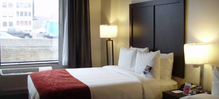 舒适套房酒店-近体育场(Comfort Inn & Suites Near Stadium)图片