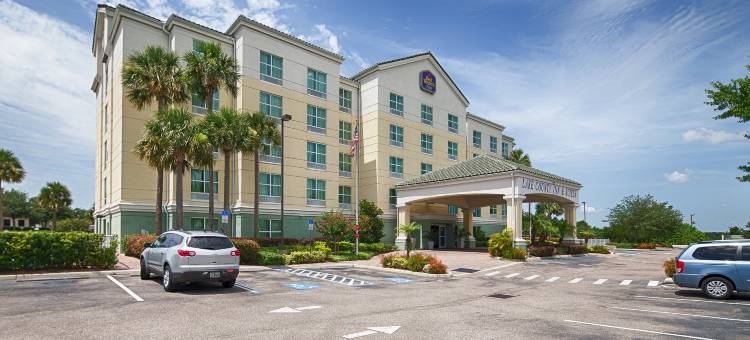 塔瓦雷斯北舒适套房酒店(Comfort Inn & Suites Tavares North)图片