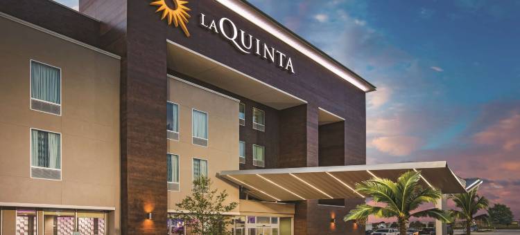 达拉斯普莱诺科隆尼拉昆塔温德姆套房酒店(La Quinta Inn & Suites by Wyndham Dallas Plano - the Colony)图片