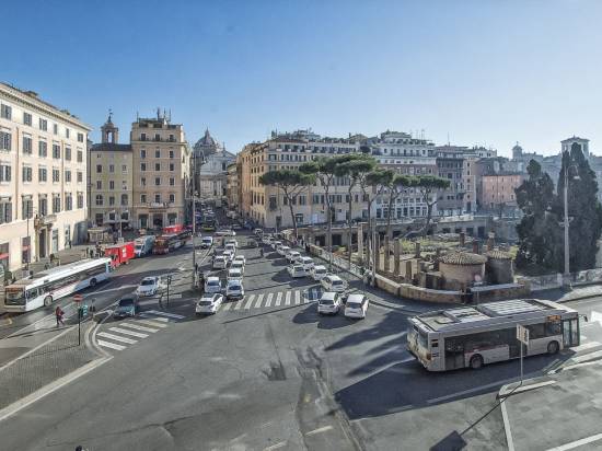 萬神殿羅萊露台酒店