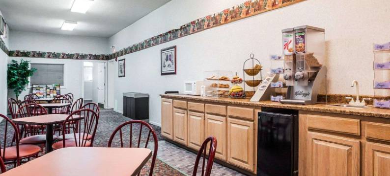 杰佛逊市伊克诺旅馆(Econo Lodge Jefferson City)图片