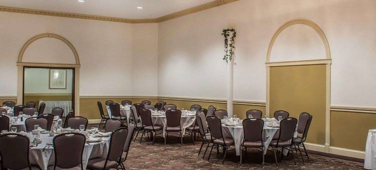 品质酒店 - 尼亚加拉瀑布大道(Quality Inn - Niagara Falls Blvd)图片