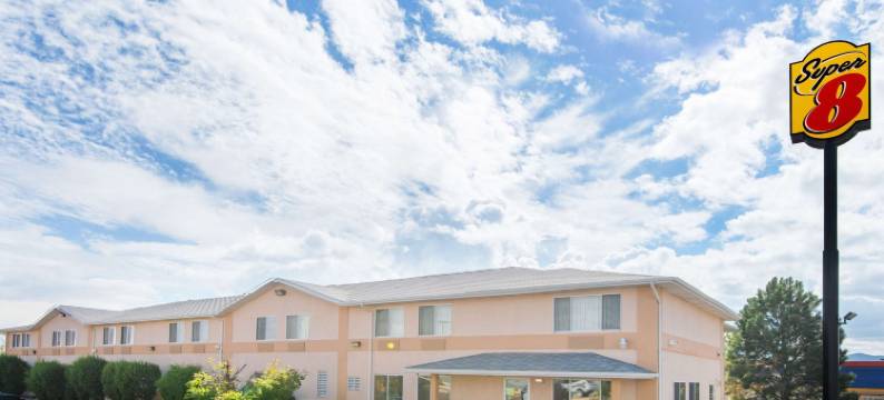 特立尼达速8酒店(Super 8 by Wyndham Trinidad)图片