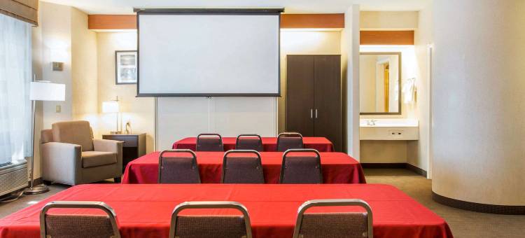 俄勒冈托莱多舒眠套房酒店(Sleep Inn & Suites Oregon - Toledo)图片