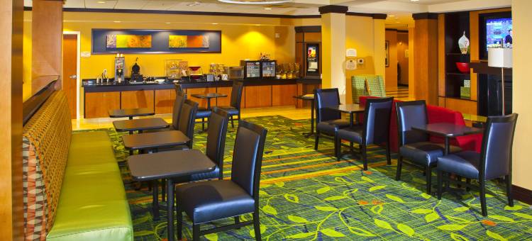 罗克福德万豪万枫酒店(Fairfield Inn & Suites Rockford)图片