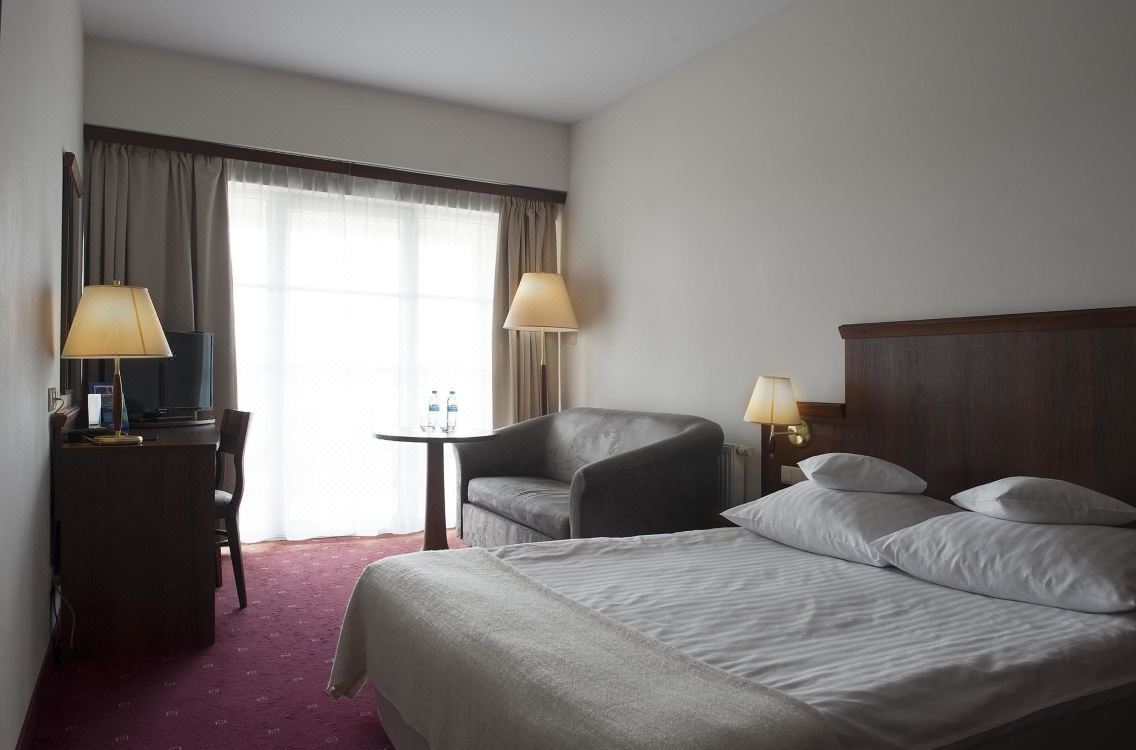 best western hotel edison