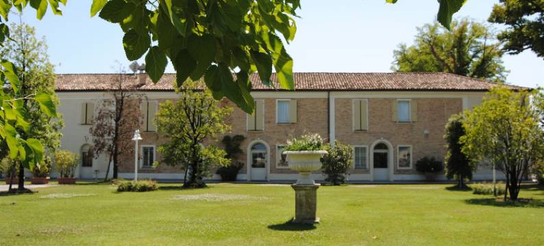 拉文纳龙库齐里莱斯别墅(Relais Villa Roncuzzi)图片