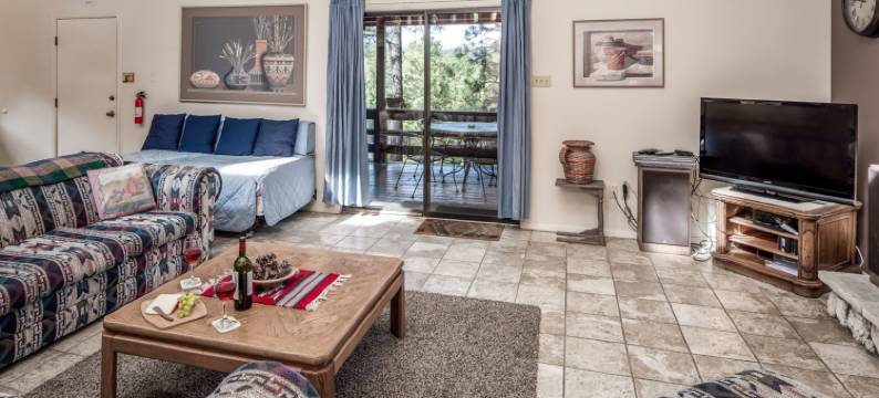 鲁伊多索两居酒店(Ruidoso Two-Bedroom)图片