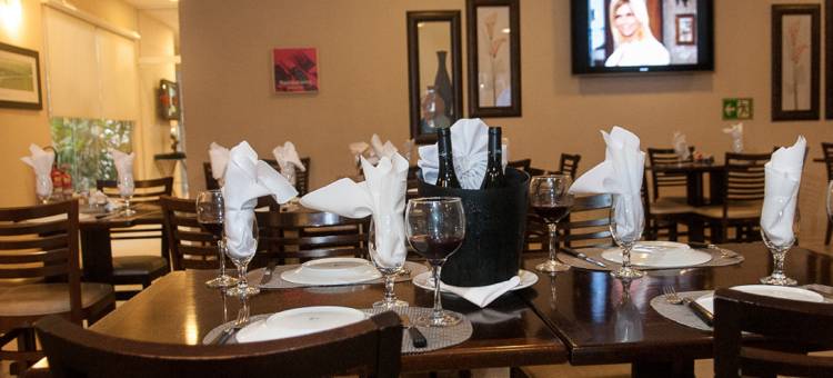 格兰德伊塔瓜伊酒店(Grande Hotel Itaguaí)图片