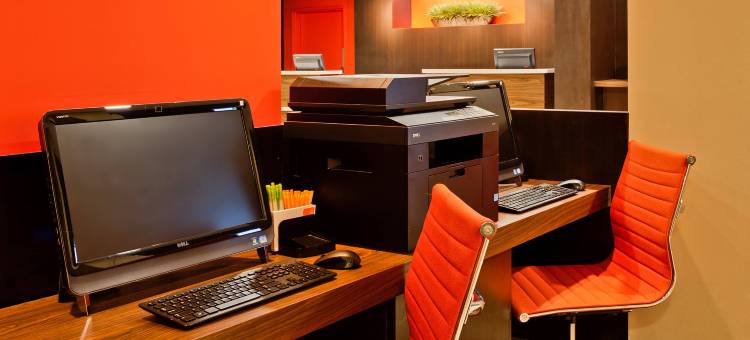 坦帕布兰登万怡酒店(Courtyard Tampa Brandon)图片