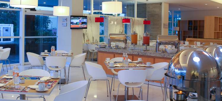 切图马尔嘉年华酒店(Fiesta Inn Chetumal)图片