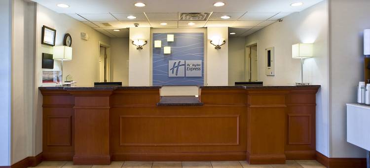 智选假日套房酒店朱红(Holiday Inn Express & Suites Vermillion)图片