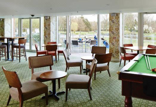 Lingfield Park Marriott Hotel & Country ClubHotel Overview