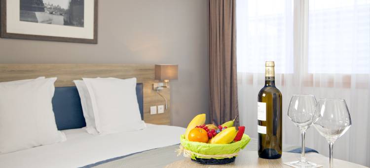 巴黎瑞熙侗伊西莱斯利诺酒店(Residhome Paris Issy les Moulineaux)图片