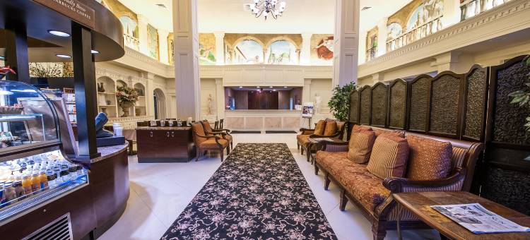 贝利西莫格兰德酒店，温德姆Trademark精选(Bellissimo Hotel, Trademark by Wyndham Near Foxwoods Casino)图片