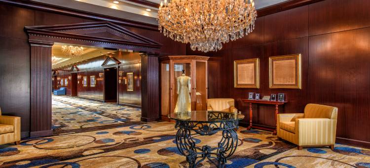 坎顿市中心希尔顿逸林酒店(DoubleTree by Hilton Canton Downtown)图片