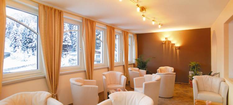 加尔尼阿尔彭赫兹酒店(Alpenherz Hotel Garni)图片