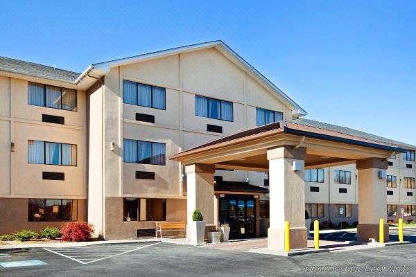 Country Inn & Suites by Radisson, Abingdon, VA Reviews & Deals- 2020 ...