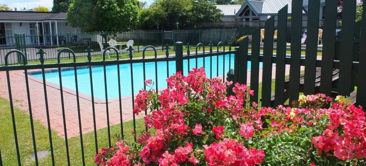 克罗尼尔庭院汽车旅馆(Colonial Court Motel)图片