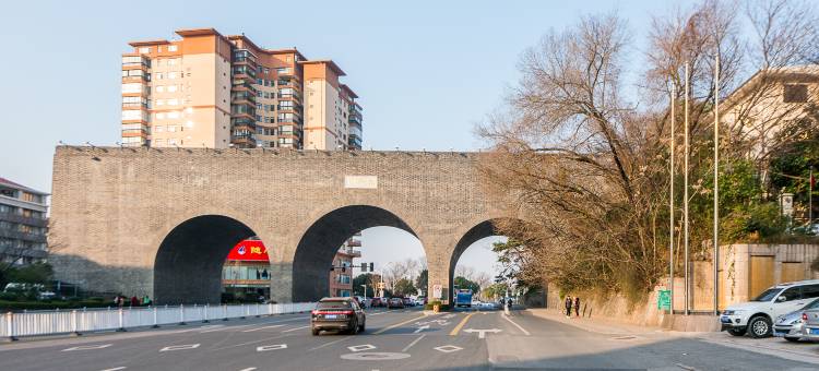 南京玄武湖智选假日酒店图片