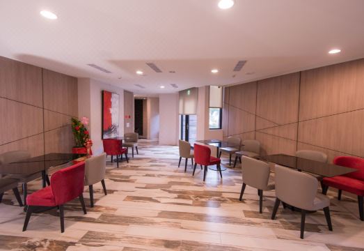 J.Moon Villa Sanchong Hotel Overview