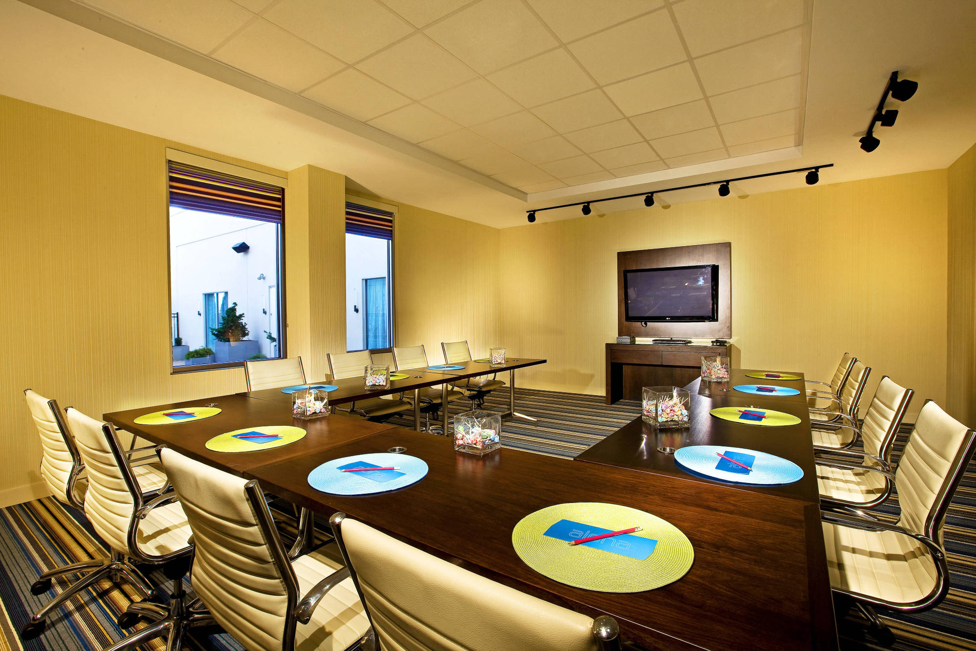 Aloft Mount LaurelOver view