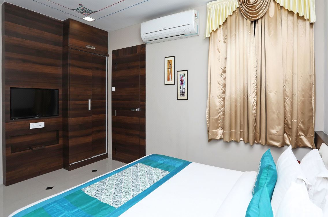 Oyo 9972 Hotel Kingfisher Tripcom - 